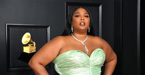 Lizzo's Grammys 2021 Dress Explained By Stylist Brett Nelson